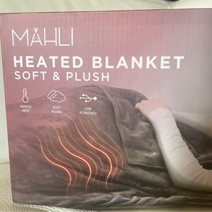 Mahli | Bedding | Nwt Mahli Heated Blanket Soft Plush | Poshmark